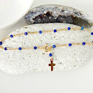 Customized minimalist bracelet for women or children in 14K gold filled gold with natural stones and charm of your choice