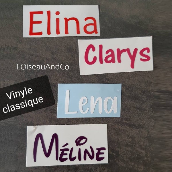 VINYLE : Prénom adhésif / autocollant pour appliquer sur votre gourde, casque, bouteille, verre, flûte, boite, casiers, boite aux lettres