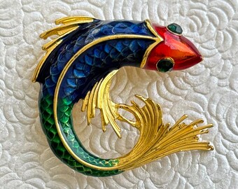 Adorable Carp vintage style brooch