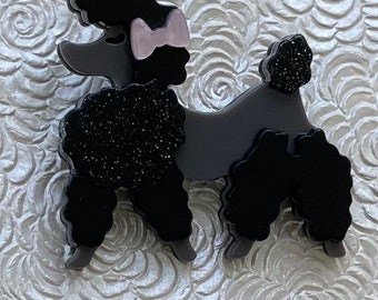 Adorable  Poodle  Vintage Brooch Pin
