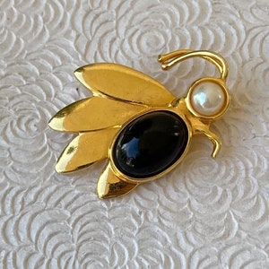 Vintage Bee Brooch