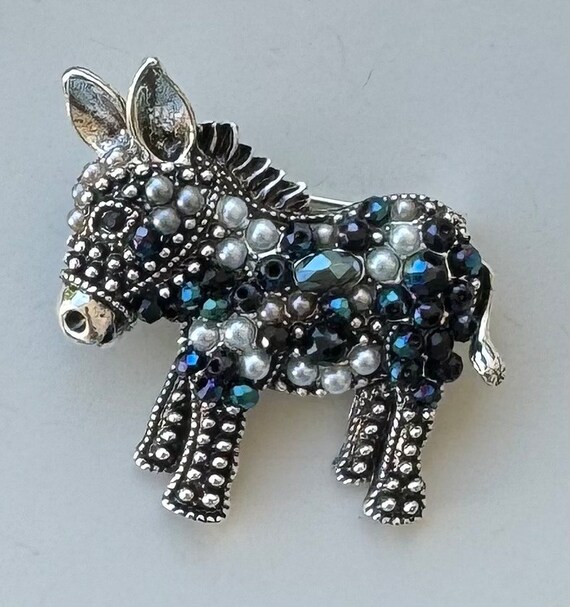 Adorable Donkey brooch - image 5