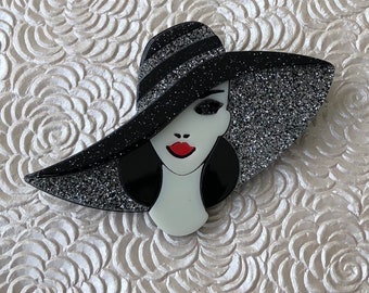 Unique  lady  with hat  vintage style brooch