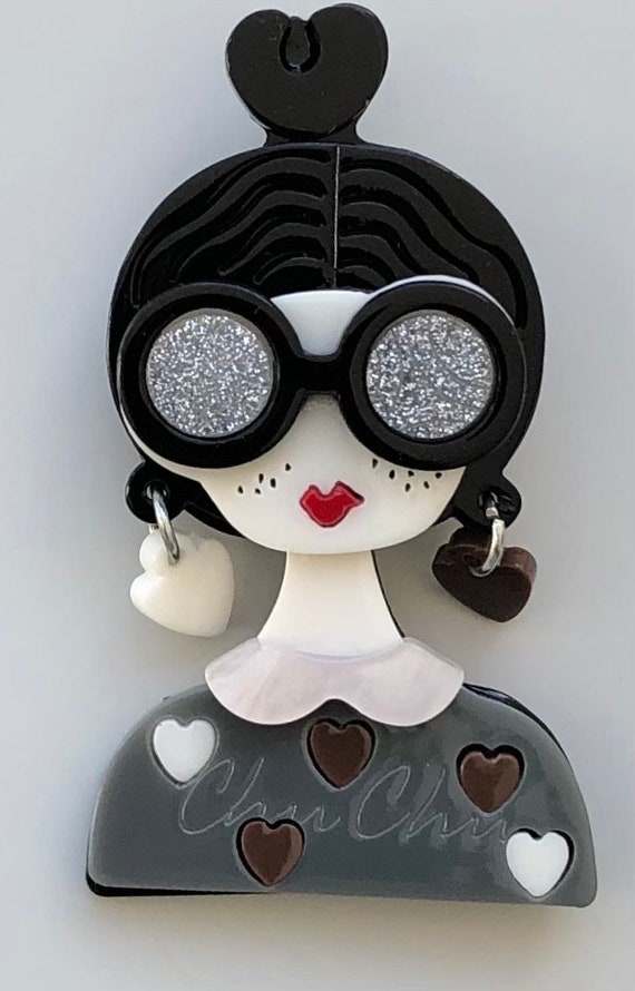 Unique lady brooch Gem