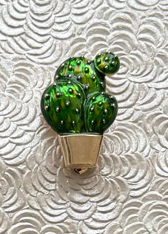 Vintage style cactus brooch pin