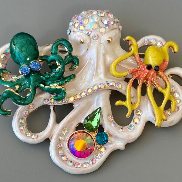 Vintage  style  octopus brooch