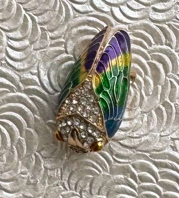 Unique Cicada vintage style Brooch