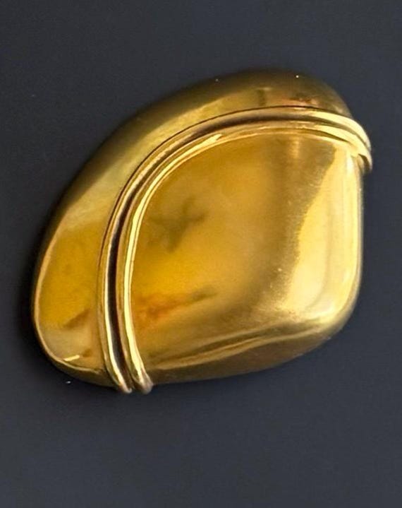 Vintage signed MMA / TBM clam shell brooch / pendant
