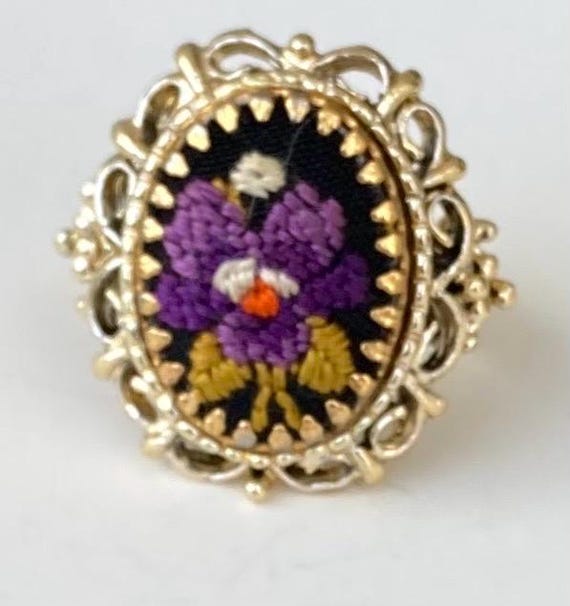 Vintage needle point adjustable ring - image 4