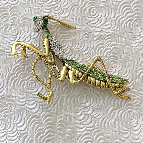 Unique vintage style oversized mantis brooch