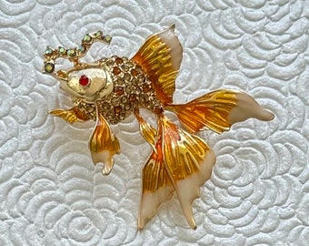 Vintage style fish brooch