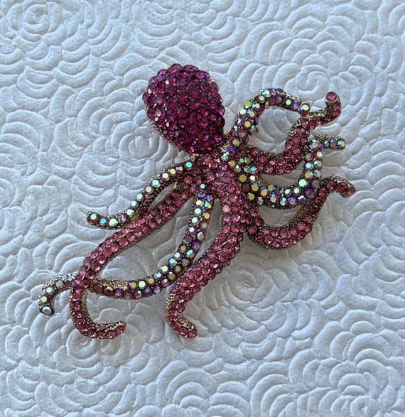 Adorable octopus vintage style brooch & pendant