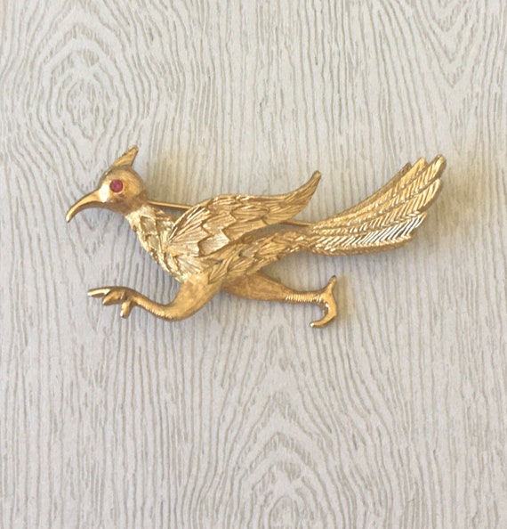 Unique vintage roadrunner Brooch