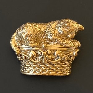 Vintage kittens In Basket brooch