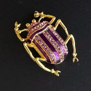 Vintage Beetle Bug insect Brooch
