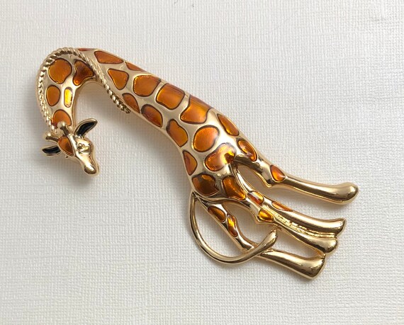 Vintage Large Golden Giraffe Brooch