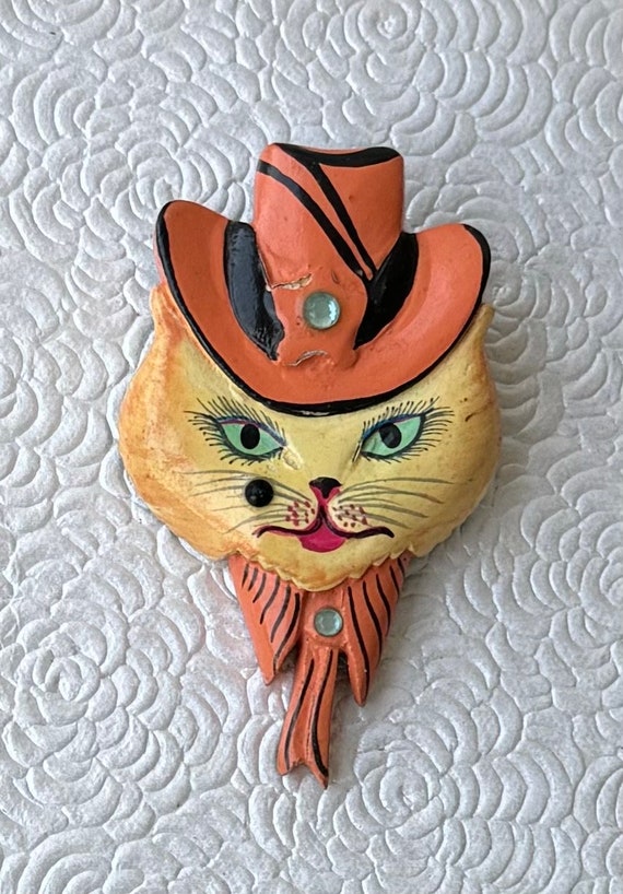 Unique  cat  face hand painted brooch