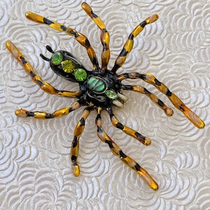 Unique oversized spider vintage style brooch