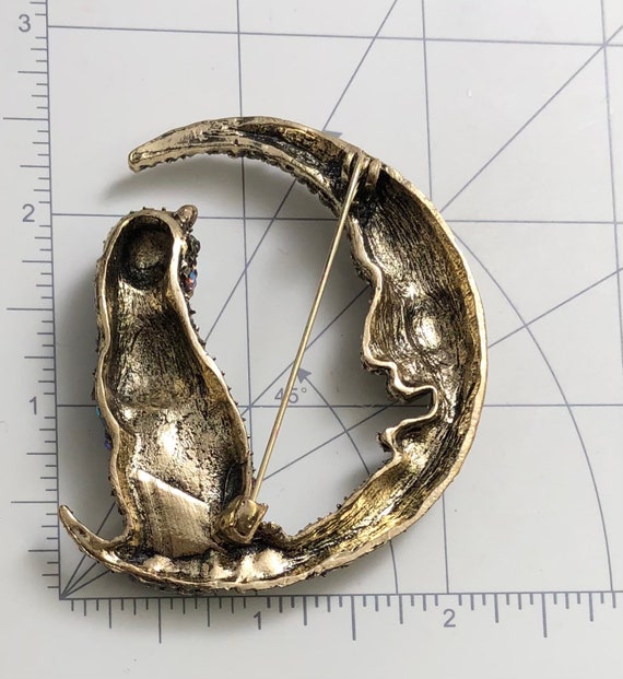 Cat vintage style oversized brooch crescent moon … - image 2