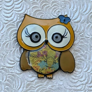 Unique vintage style large owl  brooch