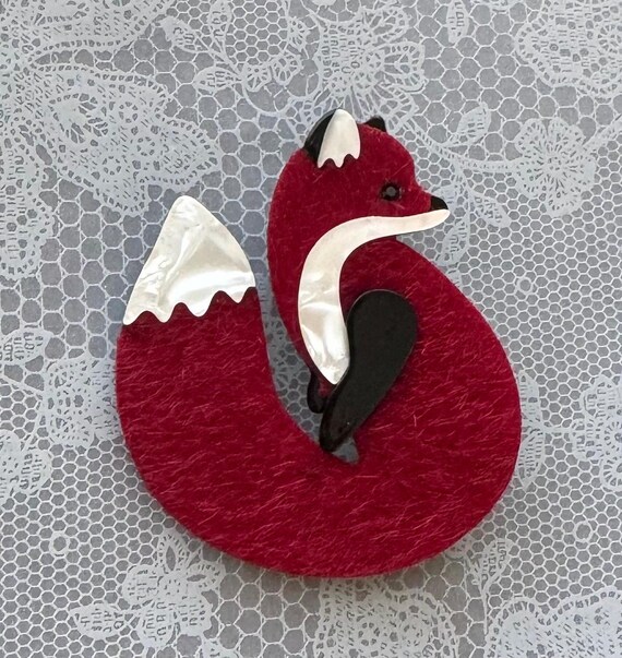 Unique Fox Vintage Style Acrylic Brooch Australia