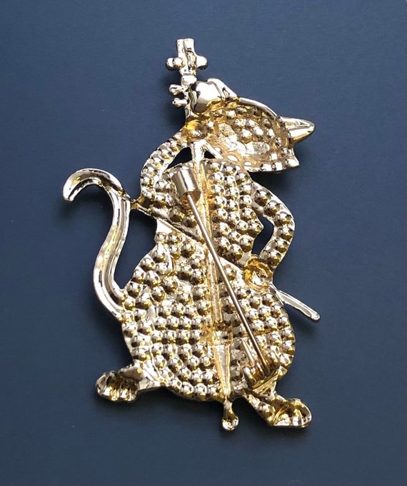 Vintage style cat playing cello brooch - image 3