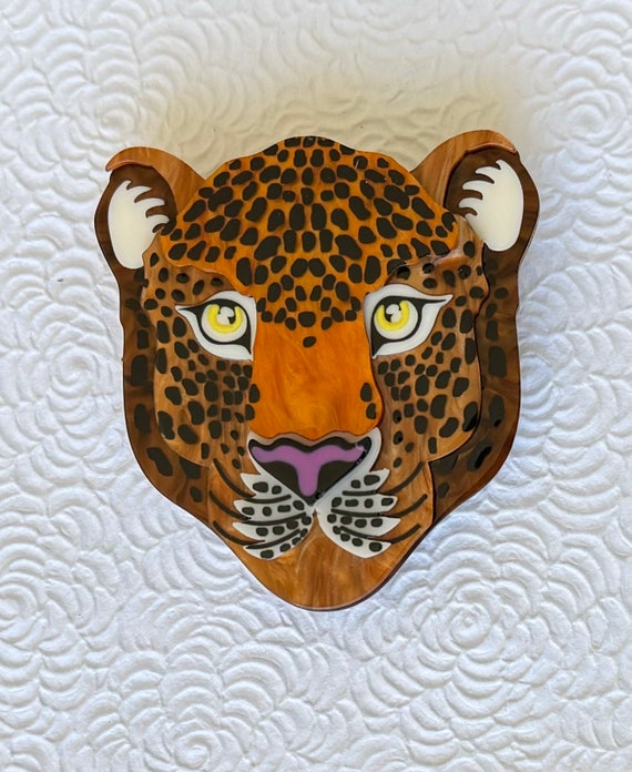 Unique large cheetah face vintage style acrylic br