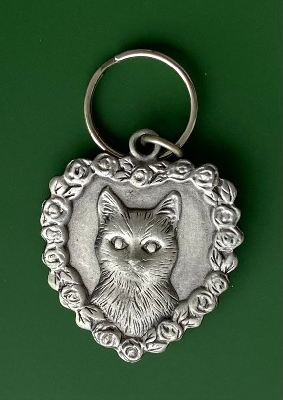 Adorable vintage cat key chain holder - image 1