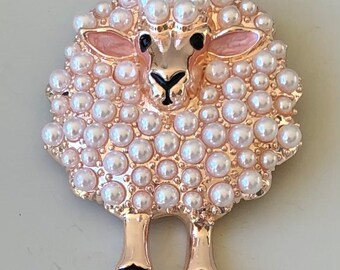 Adorable Sheep vintage style Brooch