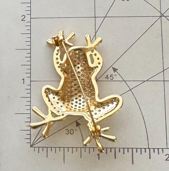 ユニークなヴィンテージの大きなカエルのブローチ - Etsy 日本