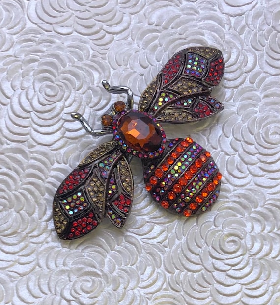 Unique  vintage style large Bee Brooch