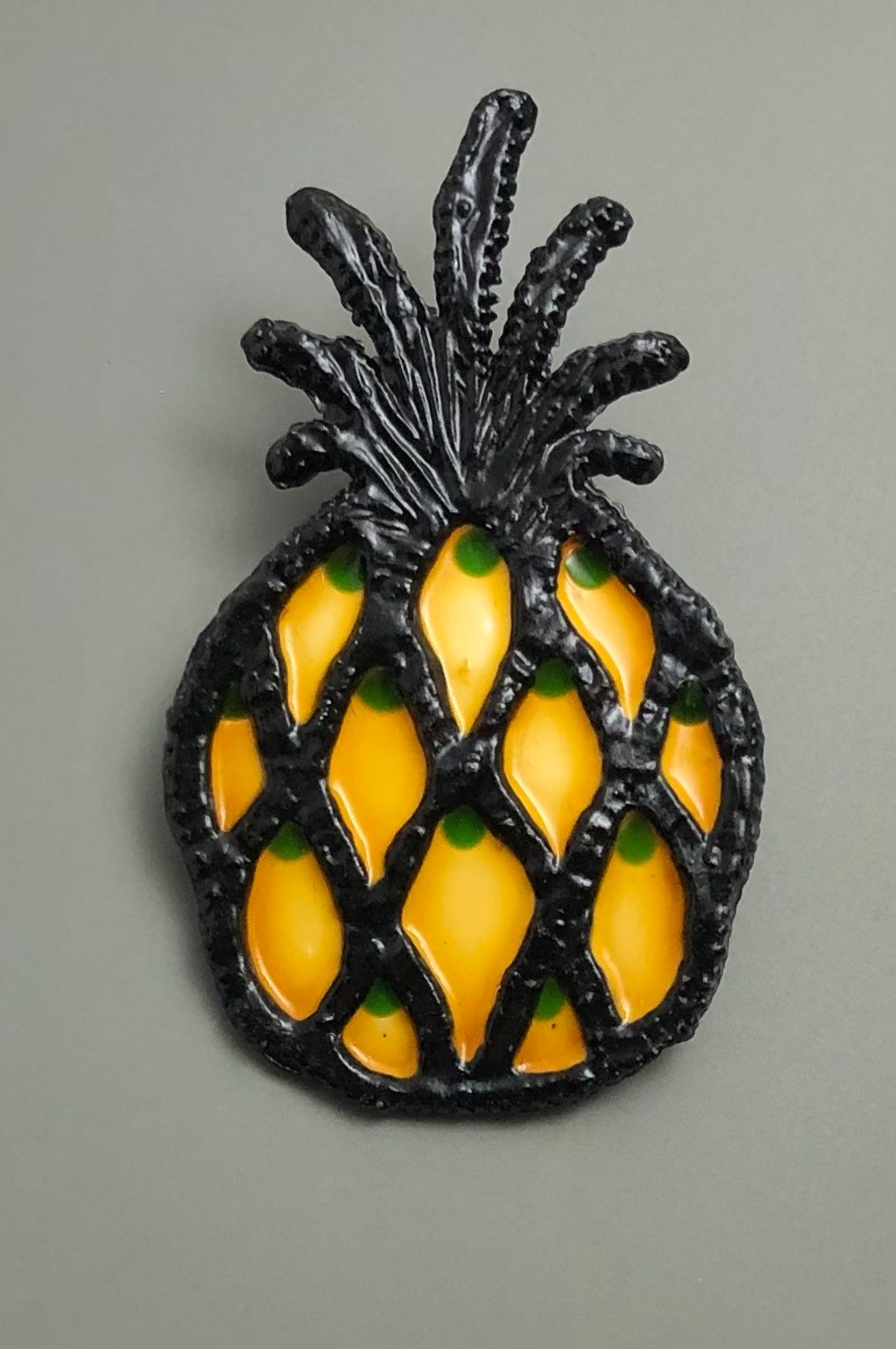 Unique vintage pineapple brooch Etsy