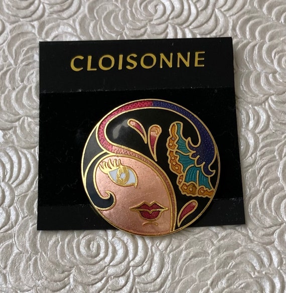 Art Deco style lady cloisonne vintage brooch - image 3