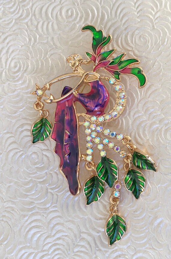 Adorable fairy  vintage style large brooch