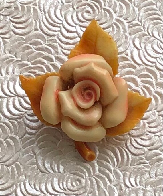 Vintage  Molded Celluloid  Flower Brooch