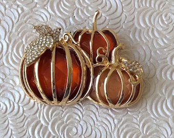 Vintage style three pumpkins large brooch