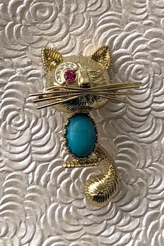 Adorable Cat  vintage style brooch