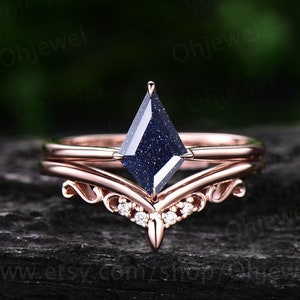 Kite cut blue sandstone ring for women vintage unique solitaire blue sandstone engagement ring set 14k rose gold moissanite wedding ring set