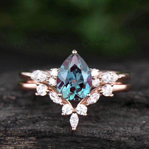 Color Change Alexandrite Ring for Women Unique Vintage Pear - Etsy