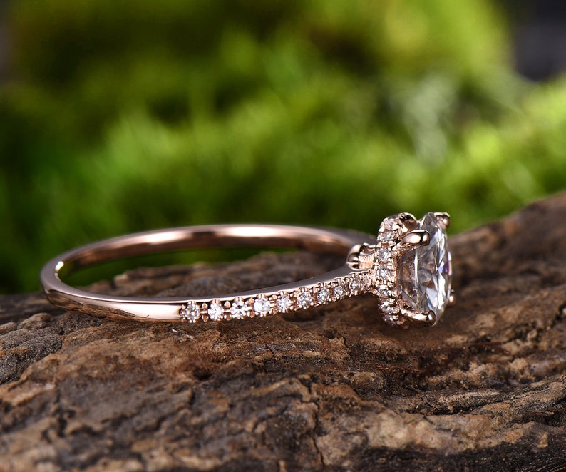 1 Carat Moissanite Platinum-Plated Ring main image 1