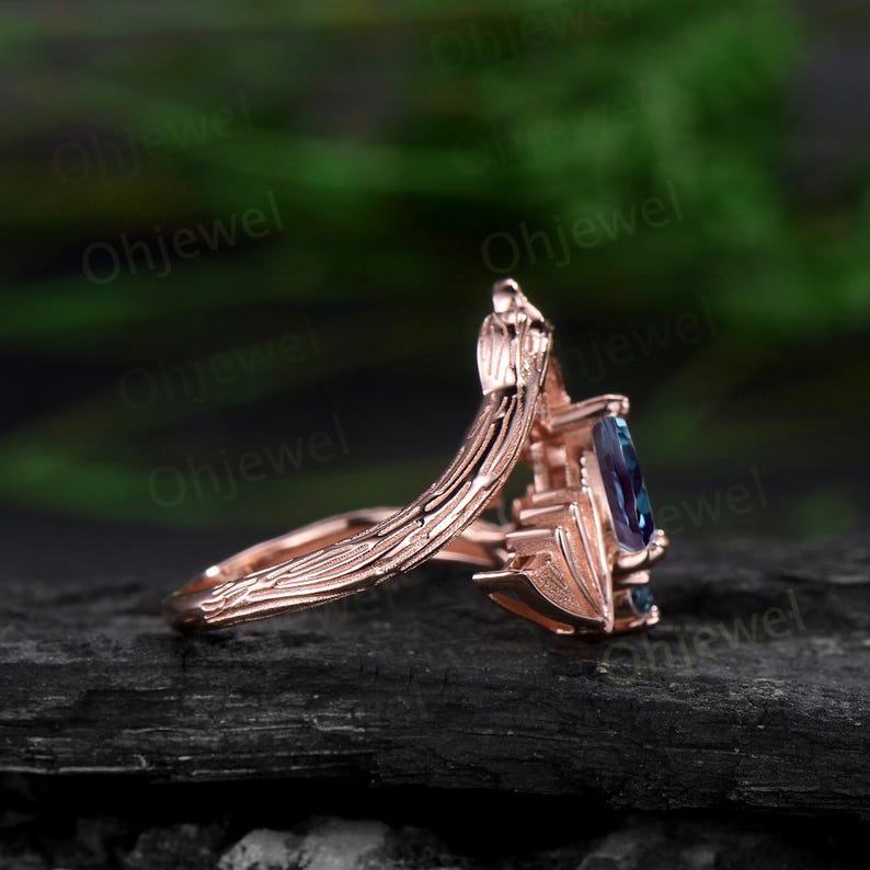 Pear Shaped Alexandrite Ring Vintage Rose Gold Moon Bat Engagement Ring ...