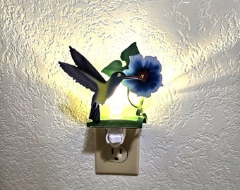 Hummingbird Night Light Original Art