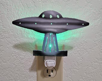 空飛ぶ円盤 UFO 土星 ブリキおもちゃ ゼンマイ仕掛けの宇宙船 - Etsy 日本