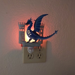 Dragon Night Light with Flickering Flame Bulb Original Design- PLEASE compare your outlet with the outlet in the photos 3 week sale!!!