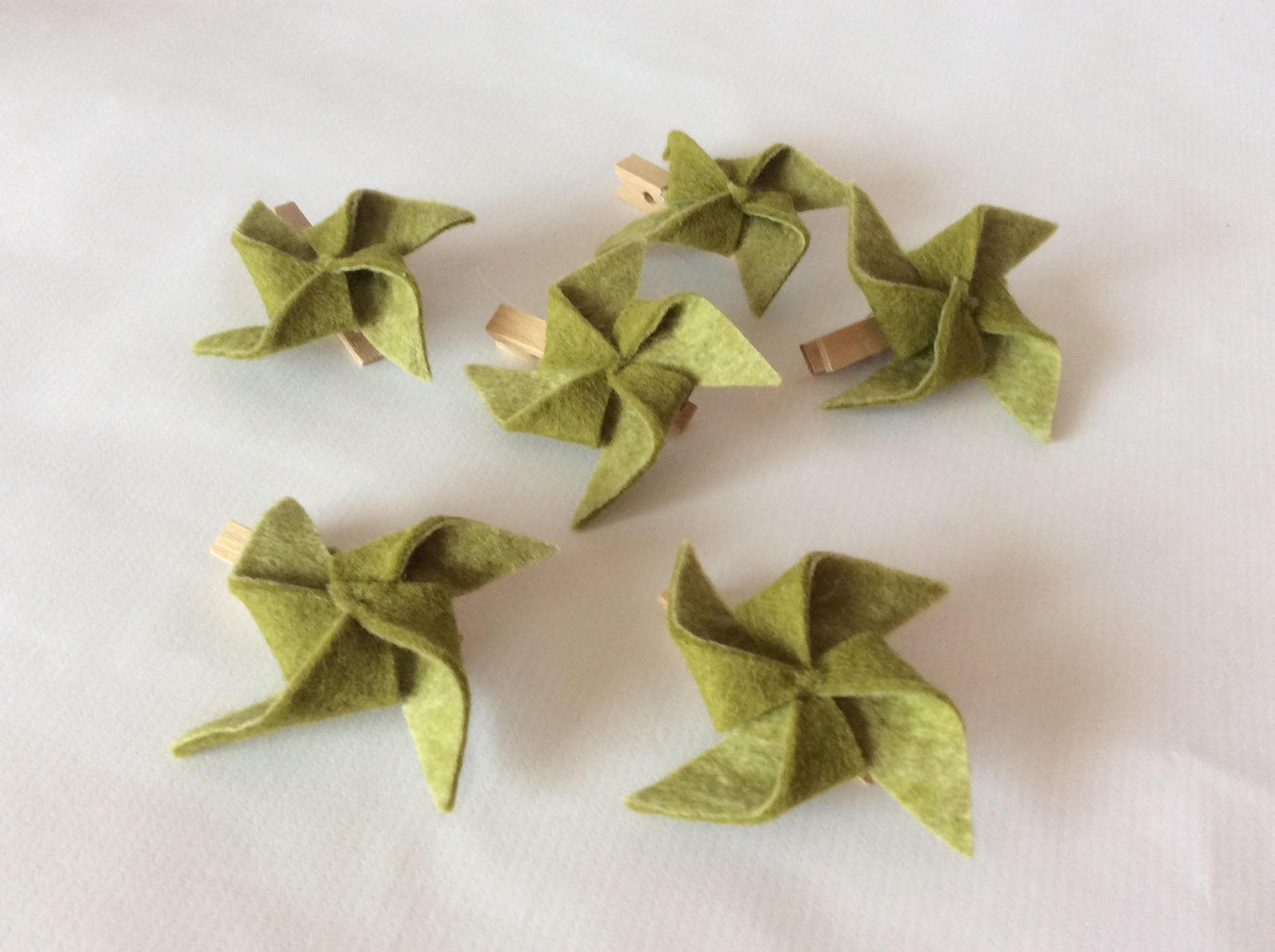 6 Pinces Moulins à Vent' Feutrine Vert