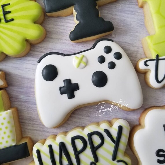 Gamer Controller Cookies | 9th 10th 11th 12th 13th 15th 16th 18th 30th Birthday | Computer Games Comic Book Teenager Boy Birthday Video Game