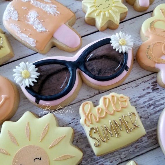 Sunglasses Cookies 1 Dozen | Cat Eye Aviator Heart Sunnies | Beach Surf Summer Pool Party | Desert Palm Springs Las Vegas | Fashion Taylor
