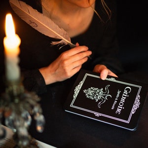 Grimorio con Filippo Nero - Libro delle Ombre - Esoterik - Stregoneria - Pagano - Incantesimi - Rituali