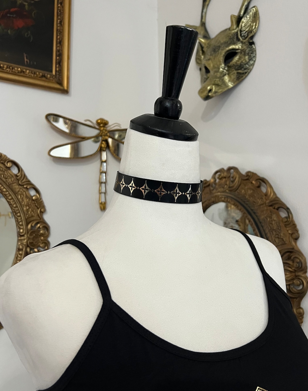 Cathedral window Choker in light Gold foil or silver foil- Cathedral window - Synthetic leather choker - Gothic choker