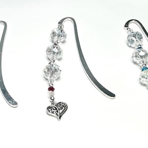 Crystal beaded bookmark with cute silver heart charm. Bookish gift  - Book marker - Reader gift - Gift for her - Unique gift